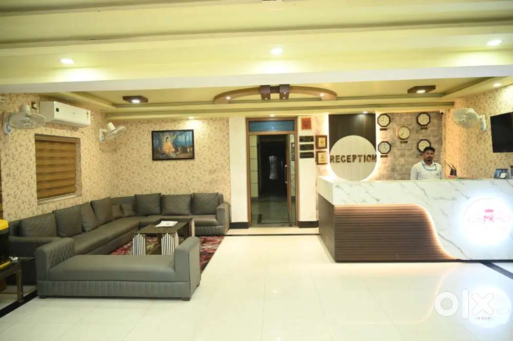 HOTEL JOB VACANCIES ARE AVAILABLE AT LUCKNOW LOCATION .