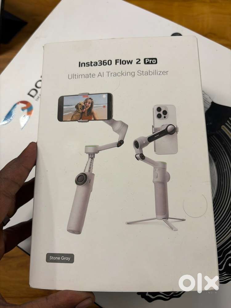 Insta 360 Flow 2Pro Gimbal For Smartphone