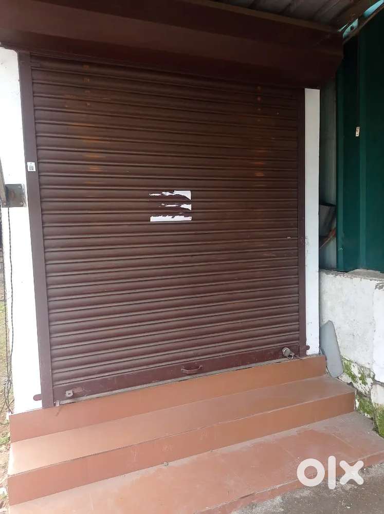 Shop for rent  in madavana near kufos