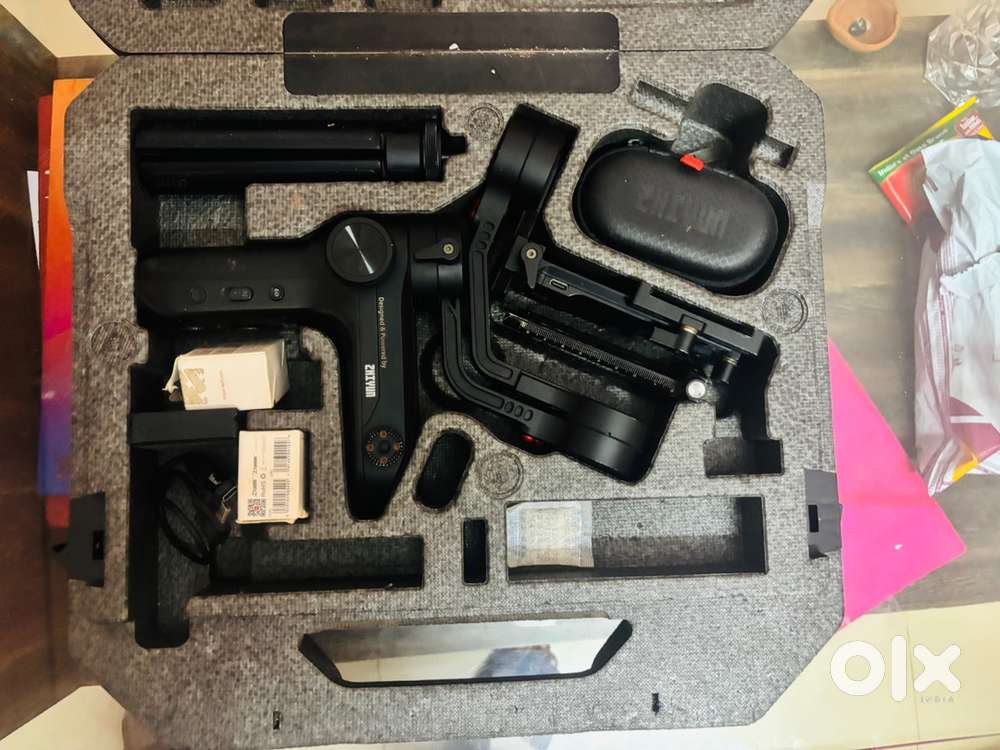 Camera gimbal