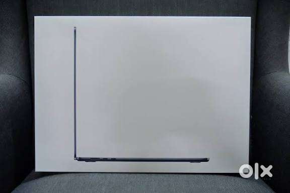 MacBook Air M3-13/inchBox pac Chip Apple M3 Air 2 Yers Appe warranty