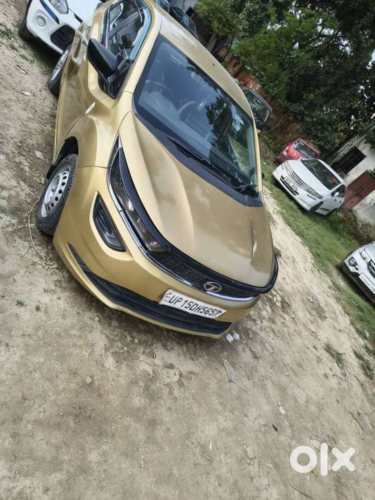 Tata Altroz 1.2 XT, 2020, Petrol