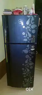 Godrej refrigerator 2021 model.available in very good condition