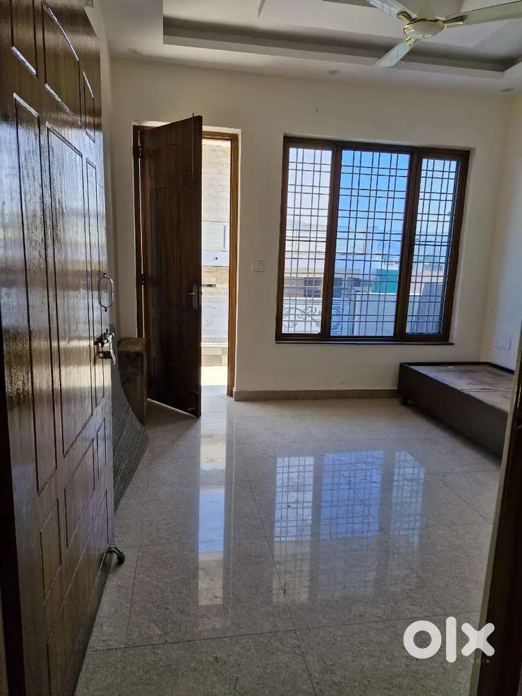 2BHK semi furnished flat for rent