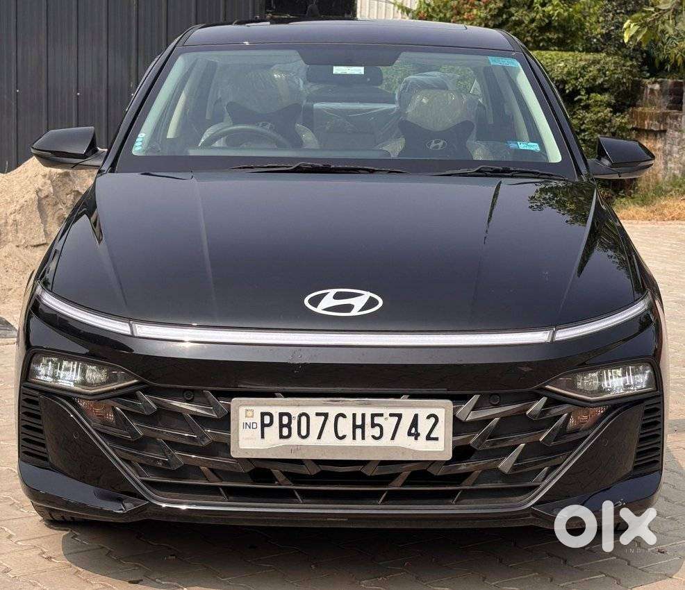 Hyundai Verna, 2024, Petrol