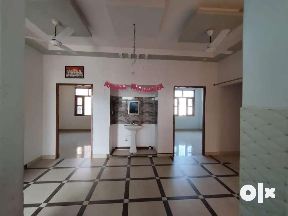 East Facing  2 + 1 BHK on Rent 2.5 Km from ISBT