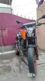 Ktm duke 125cc  bs4 second owner