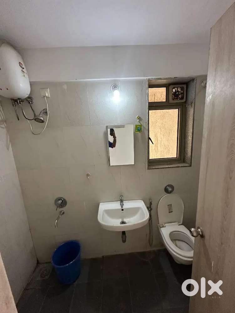 2 bhk flat available for rent in casa Rio palava city lodha dombivali