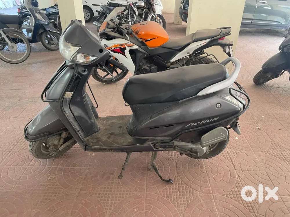 Honda Activa  very good working condition company service records