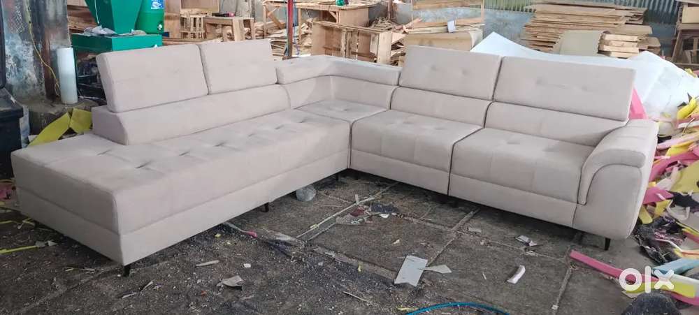 3 seater sofa with longer and comfortable headrest