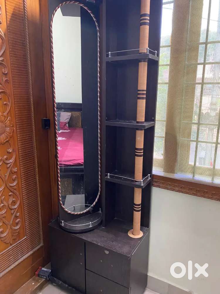 Dressing table with mirror and shelves - Moving out sale