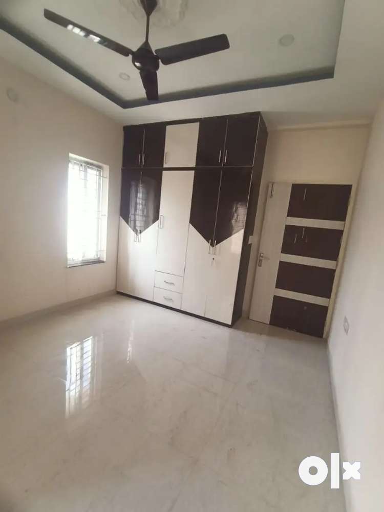 1bhk semi furnished house available contact immediately