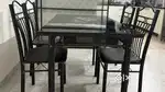 4-seater dining table set