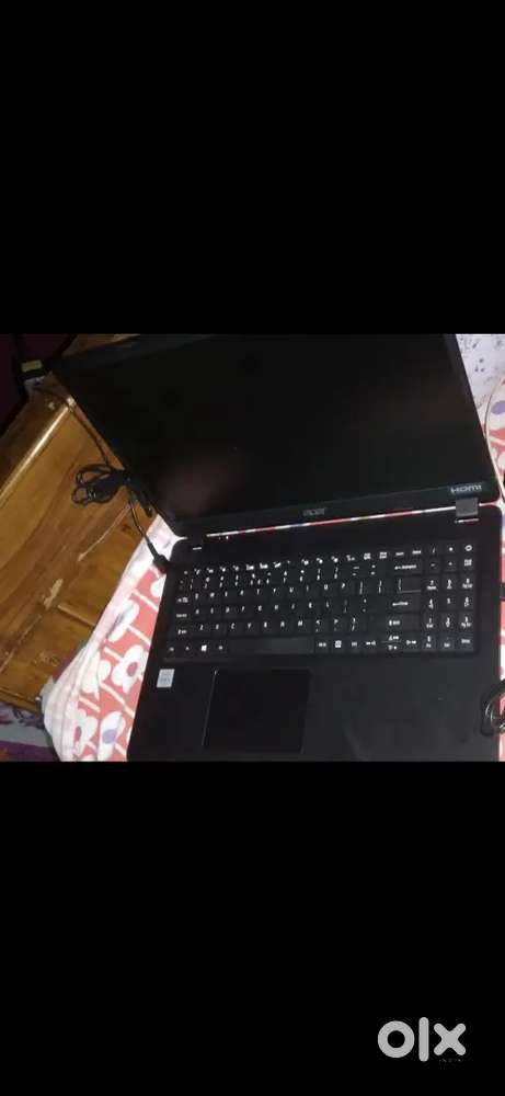Laptop seller