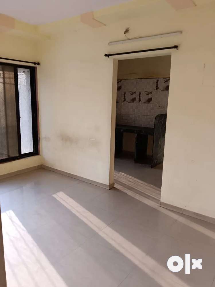 1 rk flat available for rent
