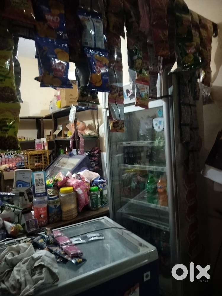 General store house hold items