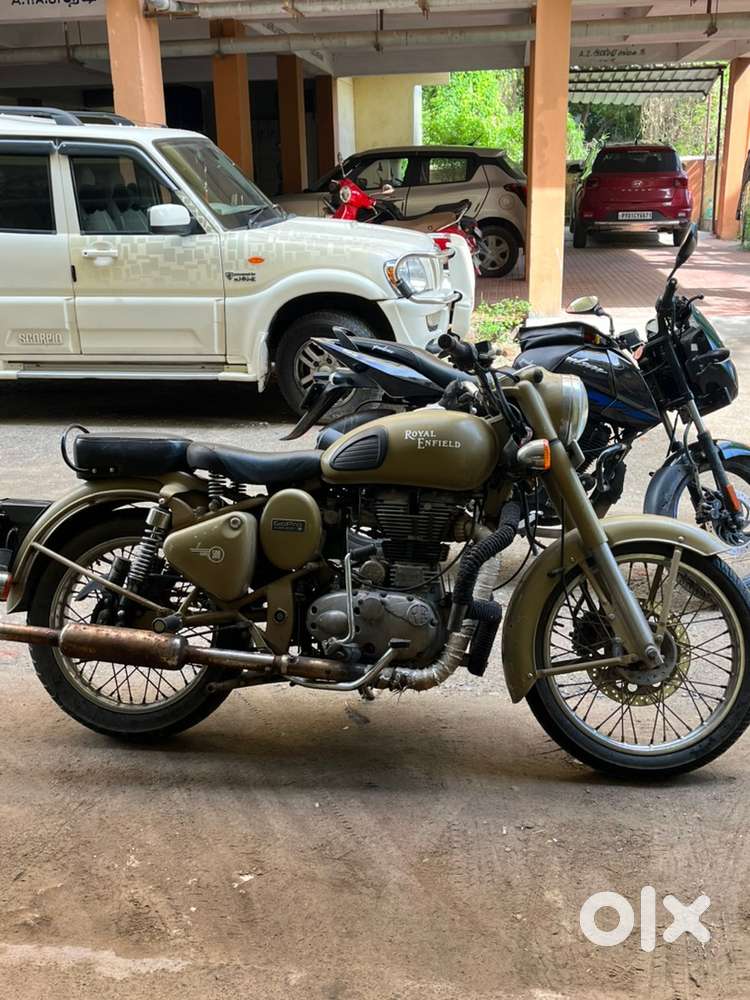 Royal Enfield Classic 500 ( Desert storm )