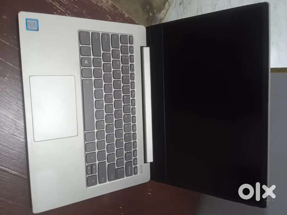 Lenovo IdeaPad 330 S