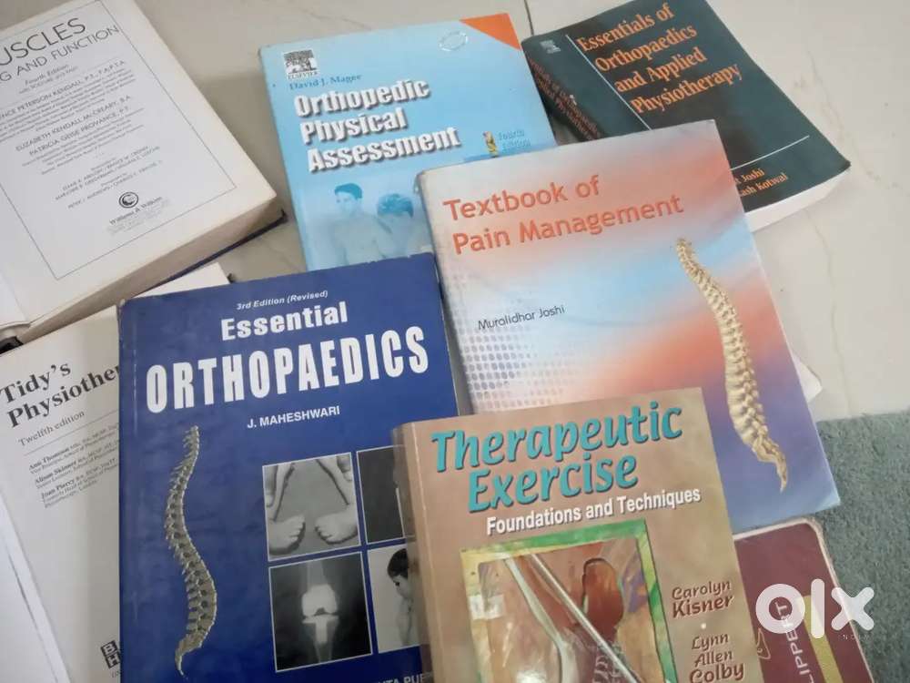 Medical books for physiotherapy so many books