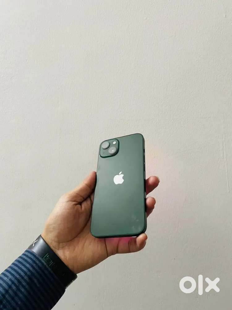 IPhone 13 128gb  6 month old  with Bill, box cable