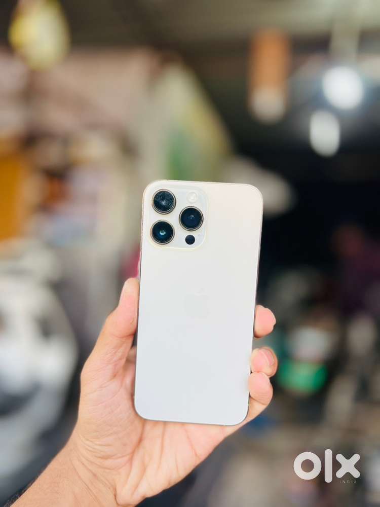 I phone 14pro max 512 GB gold clour