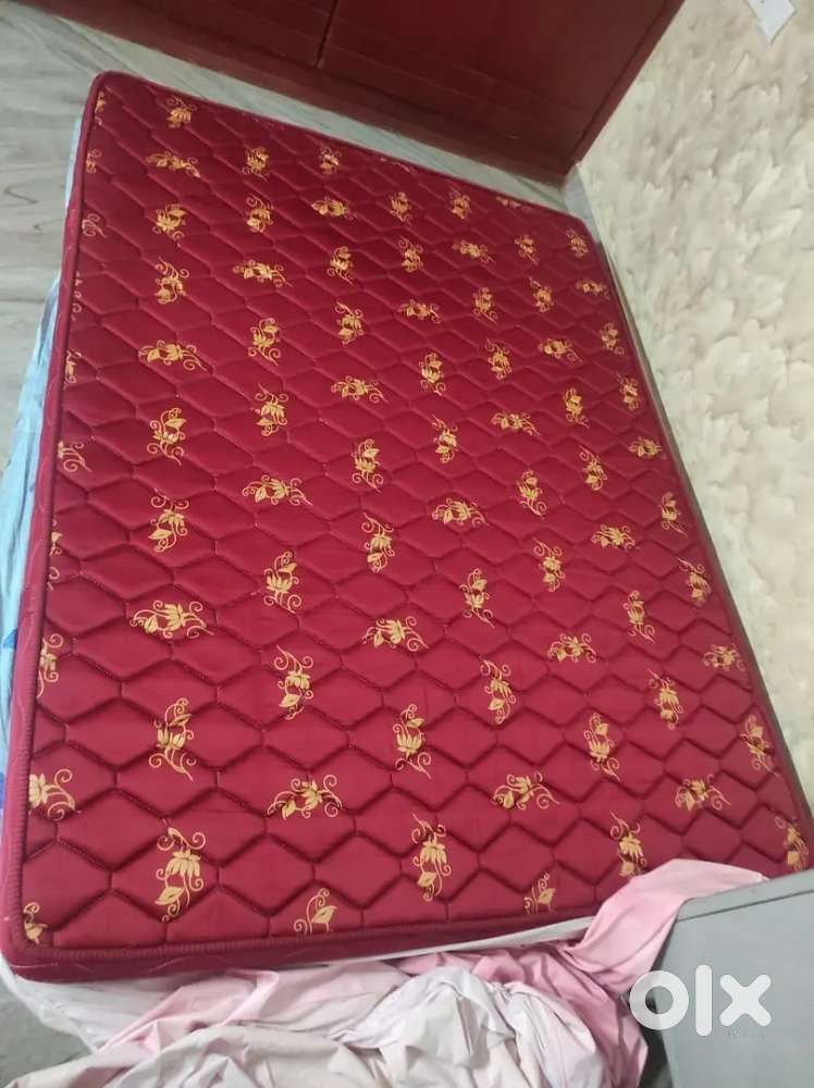 Nilkamal queen bed Mattress 6 inch