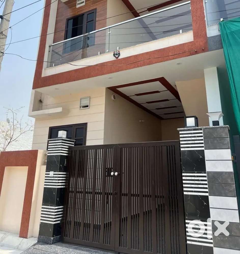 1 room,1 kitchen,1 washroom,1 bed,1 mini fridge,inverter,fan,