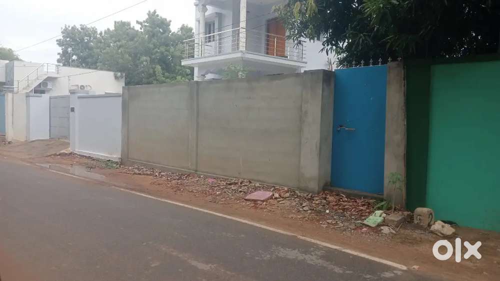 நாலு மாவடி ரோடு -கச்சனாவிளை மெயின்ரோடு 14 செண்ட் இடம் உள்ளது