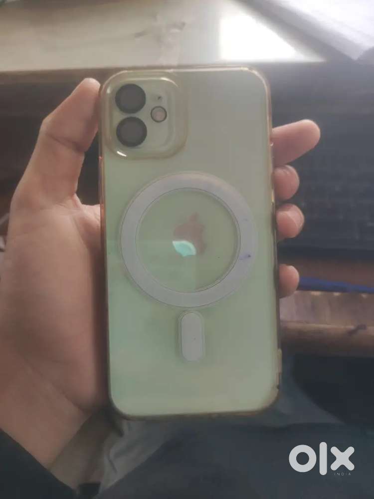 iPhone 12 (128) (6) nice genuine product