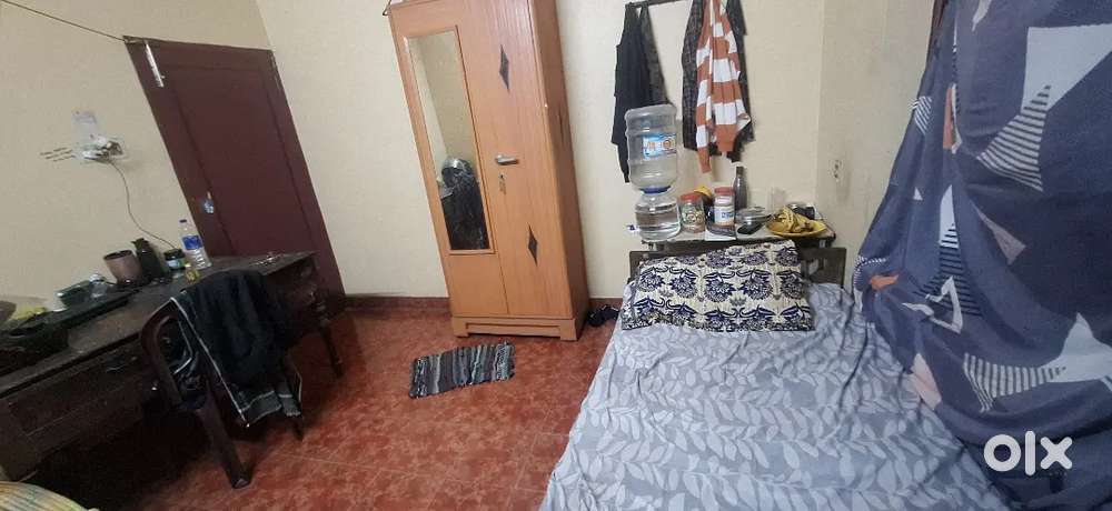 Room Availabale near Technopark phase1