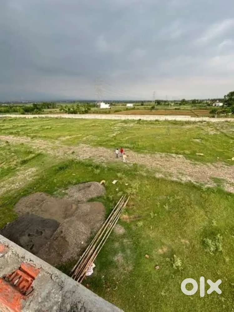 Residential plot Sale in gated society