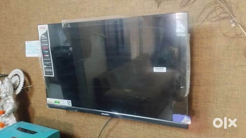 SALORA GOOGLE SAMRT TV BRAND NEW 32inc