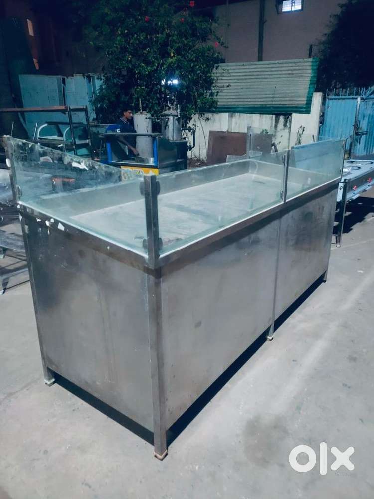 Fishcounter/Second hand appliances-kitchen!