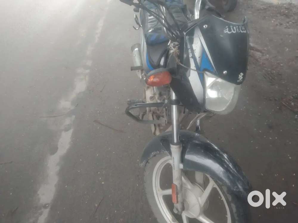 Bajaj ct 100