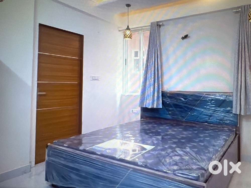Male roommate required for one room with attach letbath