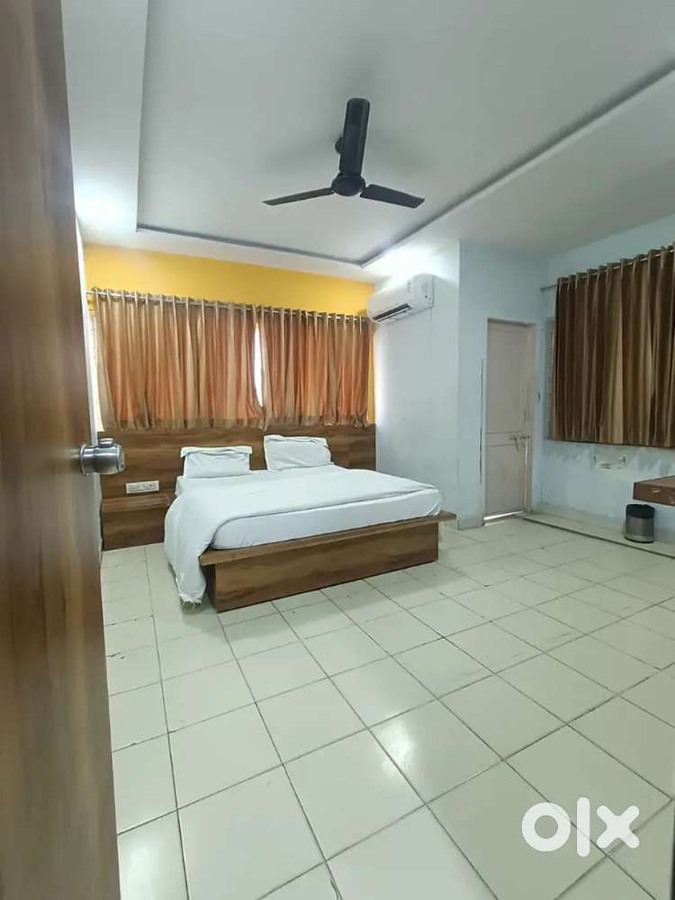 Running Hotel For In Vastrapur