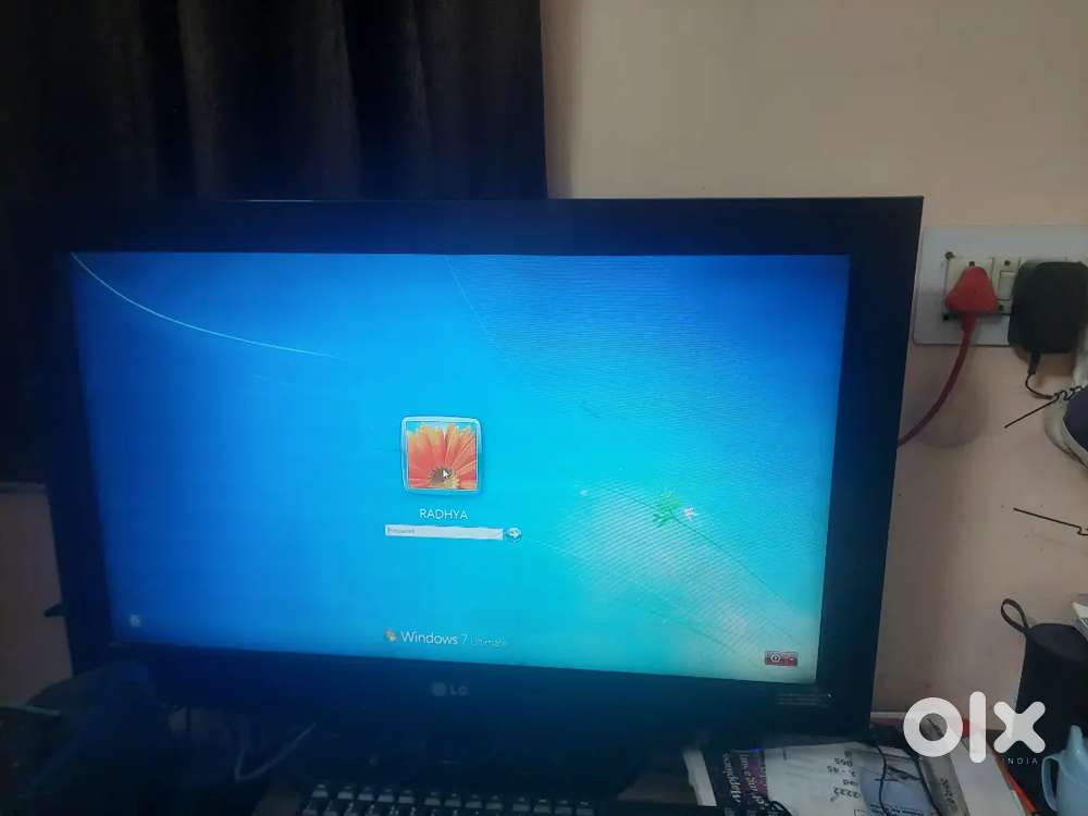 LG 32 Inch LCD