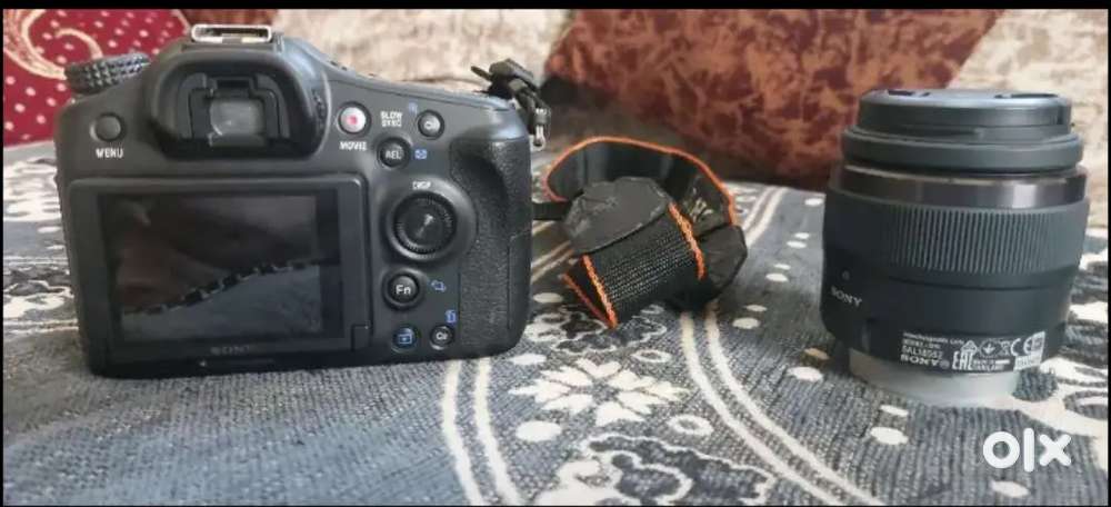 Sony a 68 very new good condition