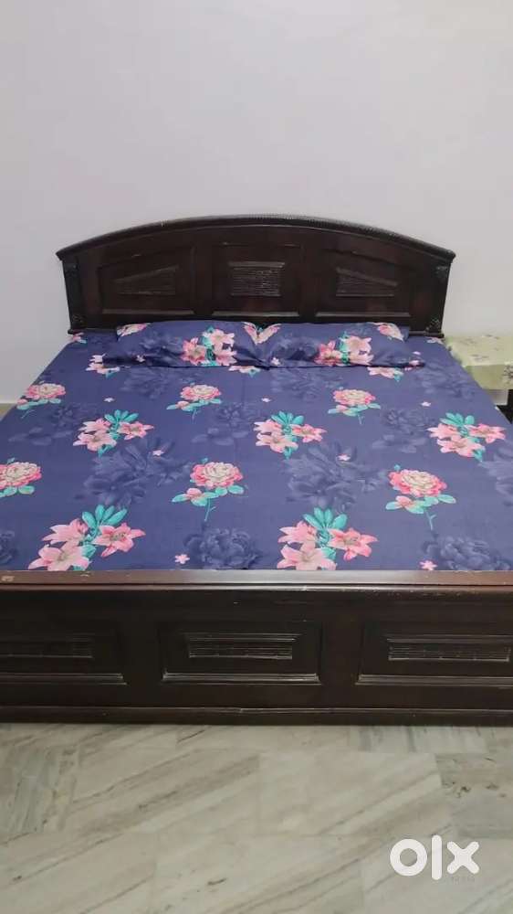 Furnished AC room available on rent at Shivalik Nagar for single