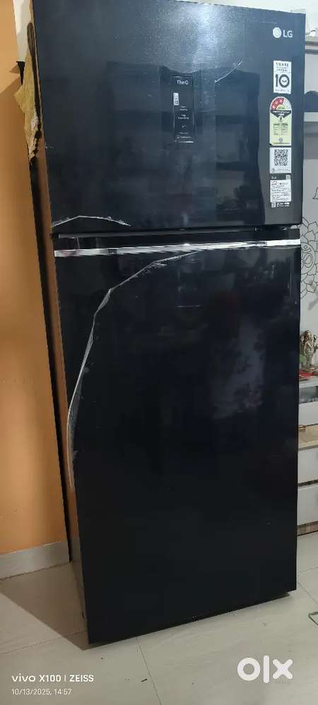 LG singel door fridge in 1 year old