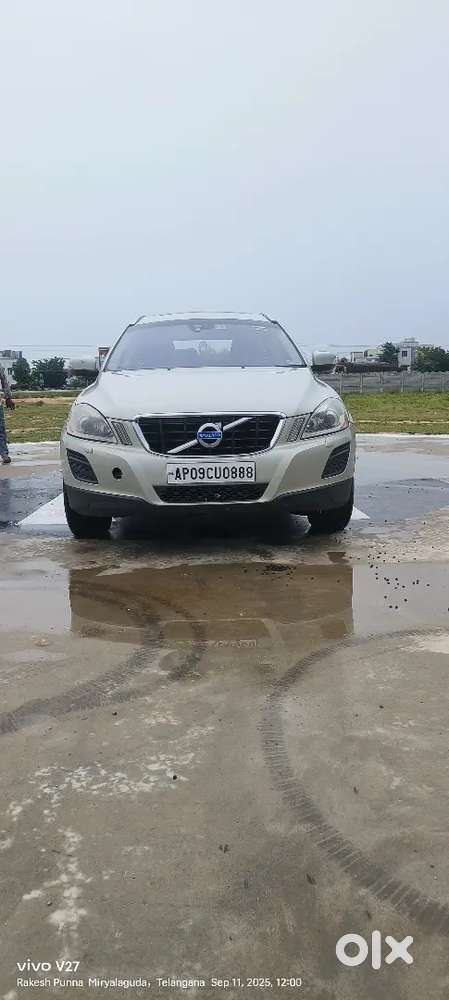 Volvo XC60 2013 Diesel 100000 Km Driven