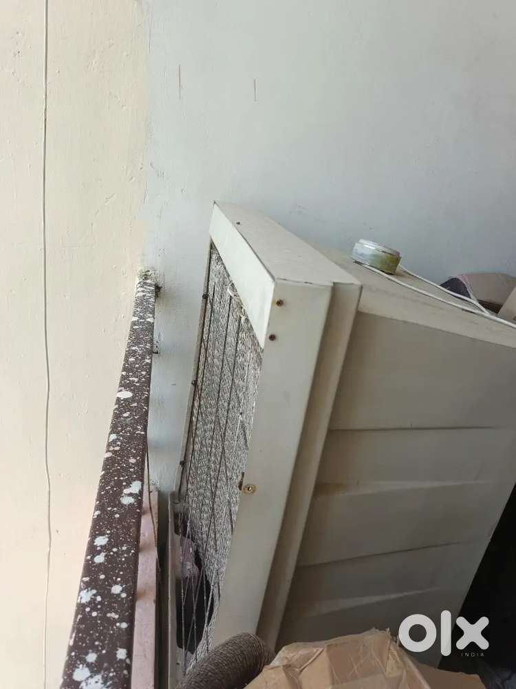 Room cooler
