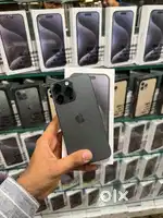 Apple iPhone all variant available it's REFURBISHED with warranty bill