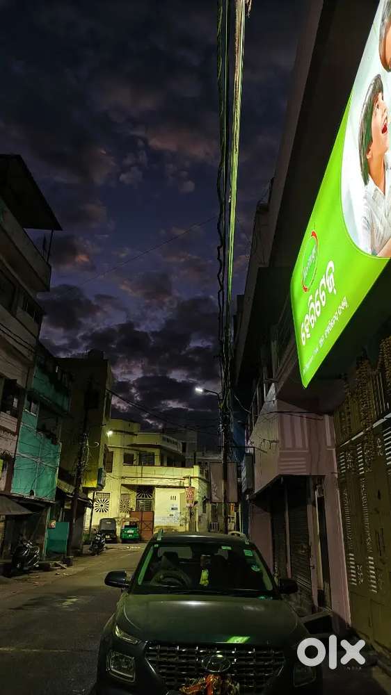 Office Assistant/Store Manager