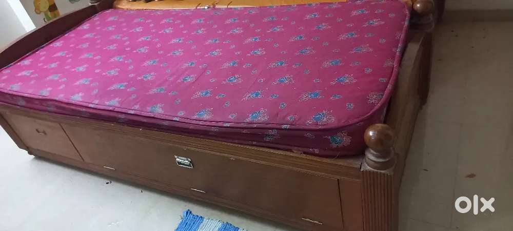 Teak wood made single cote 2 nos as set