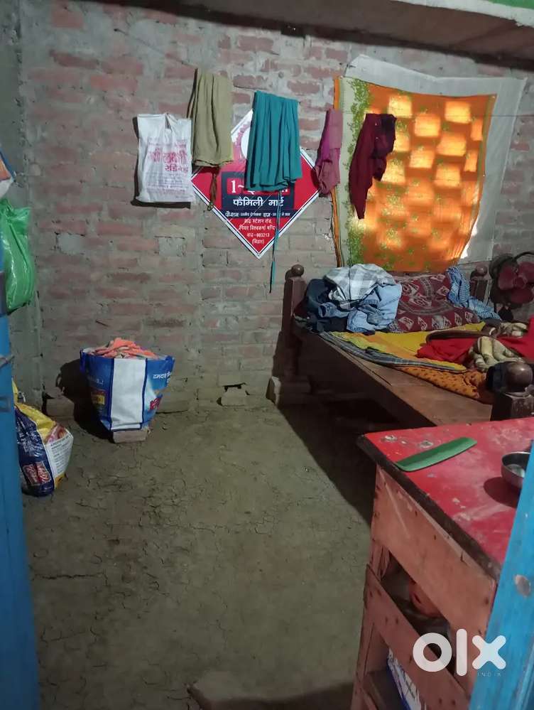 2 room 1 bathroom 1 Pooja room 1bara kichan  1 hand pump+samarsebul