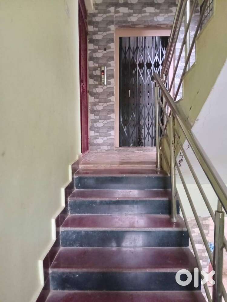 3 Bhk, Fully furnished Flat, with Lift and Car Parking