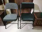 Metal foldable cushioned chairs