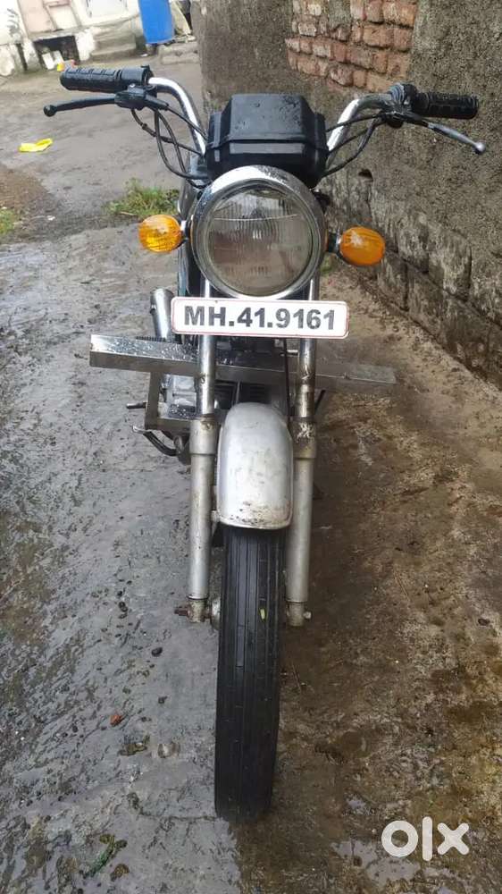 Suzuki Max 100