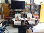 Maharaja sofa set 3+2 Good condition and well maintained sofa ror sale